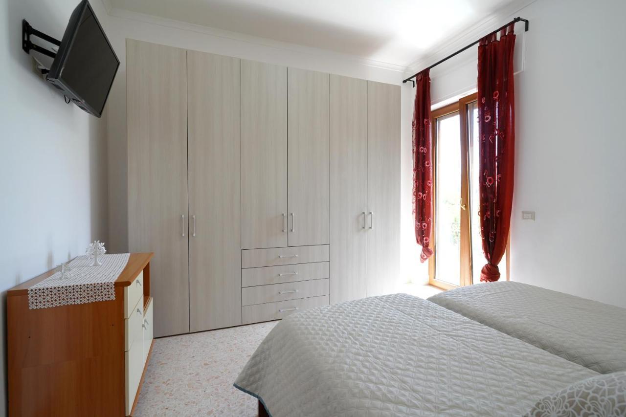 Апартаменты Milou'S House Сант'Анджелло Экстерьер фото