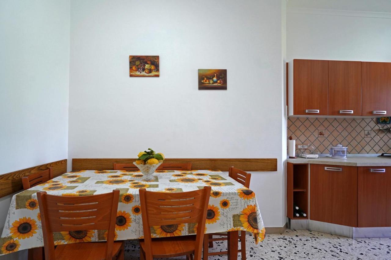 Апартаменты Milou'S House Сант'Анджелло Экстерьер фото